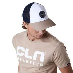 CLN Athletics CLN Trucker Cap, White, Onesize -butik med fitnessudstyr 1036 03 ONESIZE.MASTER CLN Athletics CLN TruckerCap White Onsize 0123 3