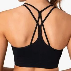 ICANIWILL ICIW Define Seamless Sport Bra, Black -butik med fitnessudstyr 10496 001R ICIW Define Seamless Sports Bra Black 04 0920
