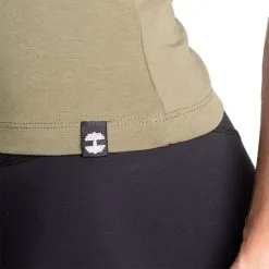 Better Bodies Raw Energy Tee, Washed Green -butik med fitnessudstyr 111122664R Better Bodies Raw Energy Tee Washed Green 04 april22