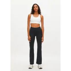 Röhnisch Flattering High Waist Pants, Black -butik med fitnessudstyr 1114340001R Rohnisch Flattering High Waist Pants Black 04 jan23