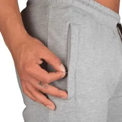 Better Bodies Tapered Sweatshorts, Light Grey Melange -butik med fitnessudstyr 121014903R Better Bodies Men Tapered Sweatshorts Light Grey Melange 04 0420