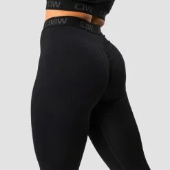 ICANIWILL Define Seamless Logo Scrunch Tights, Black -butik med fitnessudstyr 13032 001R ICANIWILL Define Seamless Logo Scrunch Tights Black 03 sep22