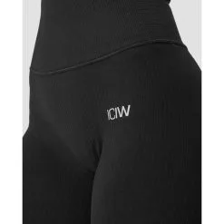 ICANIWILL Ribbed Define Seamless Pocket Biker Shorts, Black -butik med fitnessudstyr 13059 001R ICIW Ribbed Define Seamless Pocket Biker Shorts Black 03 aug22