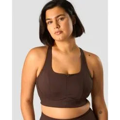 ICANIWILL Stride Sports Bra, Dark Brown -butik med fitnessudstyr 13216 284R ICIW Stride Sports Bra Dark Brown 06 feb23 3