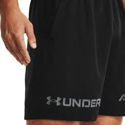 Under Armour UA Woven Graphic WM Short, Black -butik med fitnessudstyr 1361433 001R Under Armour UA Woven Graphic WM Short Black 03 0221