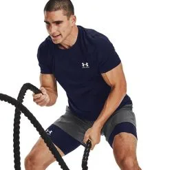 Under Armour UA HG Armour Fitted SS, Midnight Navy -butik med fitnessudstyr 1361683 410R UnderArmour UA HG Armour Fitted SS Midnight Navy 0123