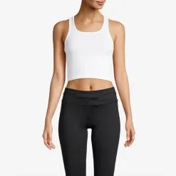 Casall Sportswear Crop Rib Racerback, White -butik med fitnessudstyr 204240010r casall bold rib crop tank white 1 1 1