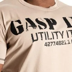 GASP Basic Utility Tee, Desert -butik med fitnessudstyr 220606770R Gasp Basic Utility Tee Desert 04 MARS21