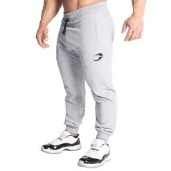 GASP Tapered Joggers, Light Grey Melange -butik med fitnessudstyr 220899903R GASP Tapered Joggers Light Grey Melange 02 nov20 2
