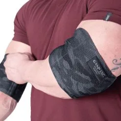 GASP Gear GASP Heavy Duty Elbow Sleeve, Dark Camo -butik med fitnessudstyr 23081591820R GASP Heavy Duty Elbow sleeve Dark camo 01 feb21