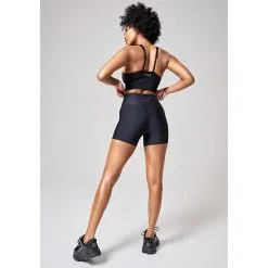 Casall Sportswear Ultra High Waist Hot Pant, Black -butik med fitnessudstyr 231499010R Casall Ultra High Waist Hot Pant Black 04 jan23