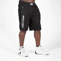 Gorilla Wear Augustine Old School Shorts, Grey -butik med fitnessudstyr 909399001R Gorilla Wear Augustine Old School Shorts Black 01 0321 3