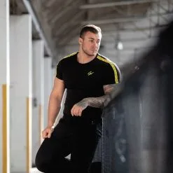 Gorilla Wear Chester T-Shirt, Black/Yellow 40 Gorilla Wear Chester T-Shirt, Black/Yellow -butik med fitnessudstyr 909532000R Gorilla Wear Chester T Shirt BlackYellow juli20 06 1
