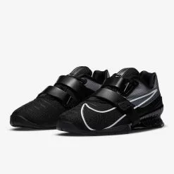 Nike Romaleo 4, Black/Gold 41 Nike Romaleo 4, Black/Gold -butik med fitnessudstyr CD3463 010R Nike Romaleo 4 Black 03 0820 3