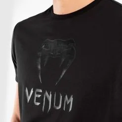 Venum Classic T-shirt, Black/Black 10 Venum Classic T-shirt, Black/Black -butik med fitnessudstyr VENUM 03526 114R Venum Classic T shirt Black Black 05 0522