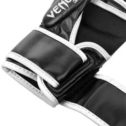 Sparring Gloves Venum Challenger 3.0 - Black/White -butik med fitnessudstyr VENUM 03541 108 R Venum Sparring Gloves Venum Challenger 3.0 Black White 06 1020