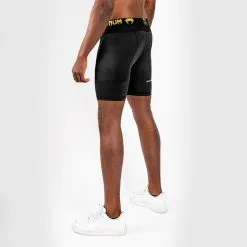 Venum G-Fit Compression Shorts, Black/Gold -butik med fitnessudstyr VENUM 03725 126R Venum G Fit Compression Shorts Black Gold 05 0522