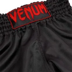 Venum Muay Thai Shorts Classic, Black/Red -butik med fitnessudstyr VENUM 03813 100R Venum Muay Thai Shorts Classic Black Red 03 0522