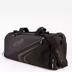 Venum Trainer Lite Evo Sports Bag, Black/White -butik med fitnessudstyr VENUM 03830 114 Venum Trainer Lite Evo Sports Bag BlackBlack 02 maj22 2