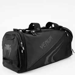 Venum Trainer Lite Evo Sports Bag, Black/White -butik med fitnessudstyr VENUM 03830 114 Venum Trainer Lite Evo Sports Bag BlackBlack 03 maj22 2