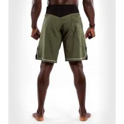Venum Light 4.0 Fightshort, Khaki/Silver -butik med fitnessudstyr VENUM 04263 578R Venum Light Fightshort KhakiSilver 03 maj22