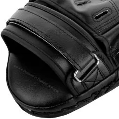 Venum Light Focus Mitts, Black/Black (Pair) -butik med fitnessudstyr VENUM 1119 114 Venum Light Focus Mitts BlackBlack 02 maja22 1
